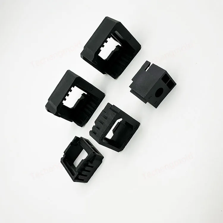 特诚科技PA66精密注塑件实拍 3